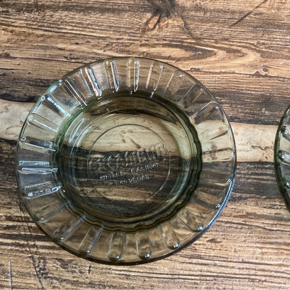 Vintage Excalibur hotel/casino ashtrays set of 2 - Picture 7 of 11